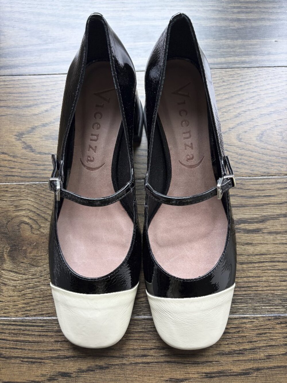 New Vicenza Mary Jane colorblock heels size 7 - Picture 2 of 7